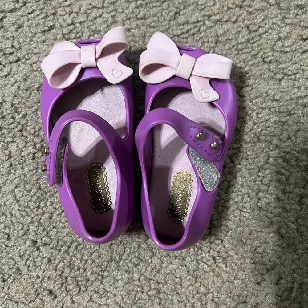 Mini Melissa size 5 toddler shoes